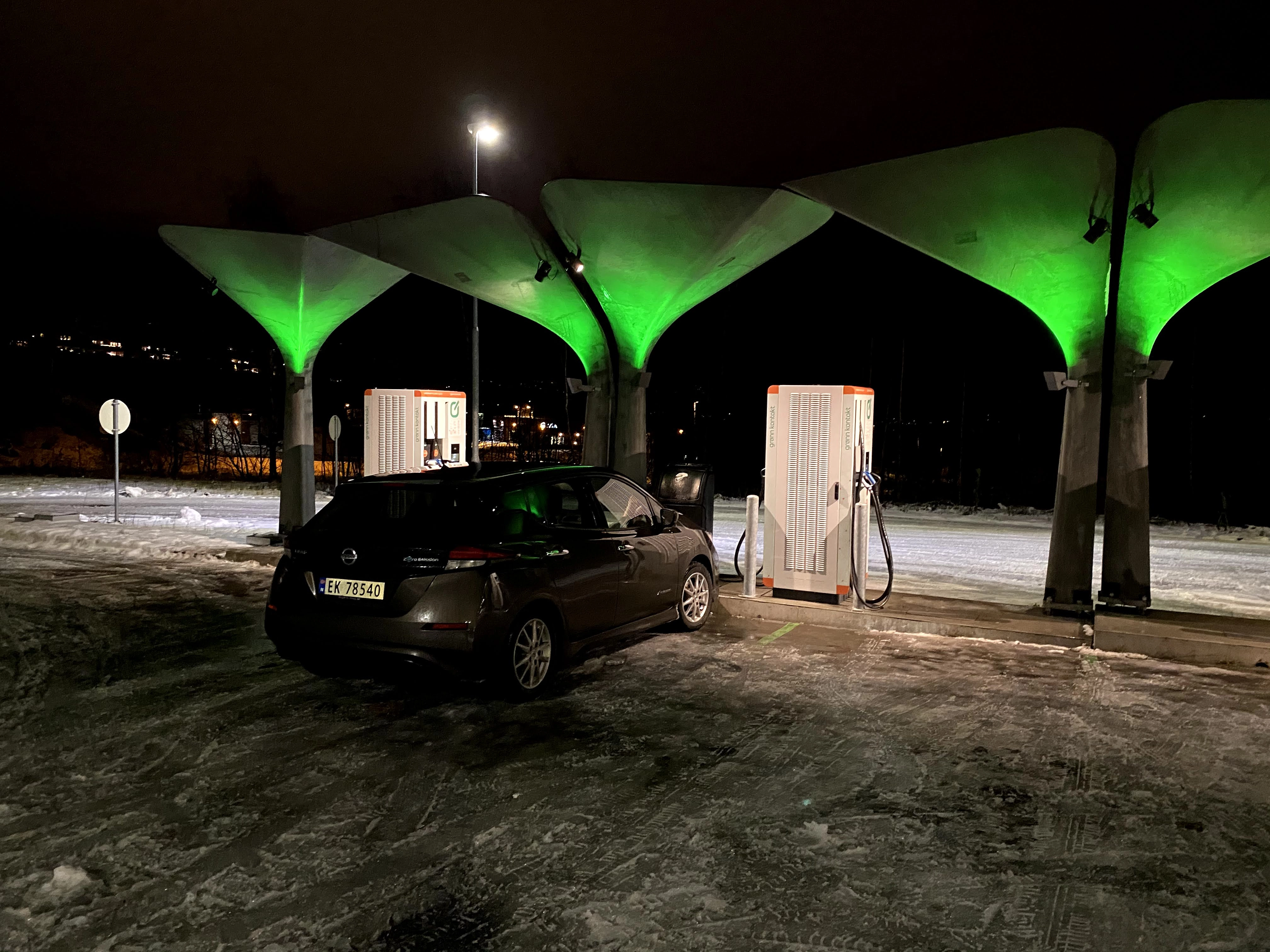 Winter Road Trip in a Nissan Leaf: 1334 km Through Norway
