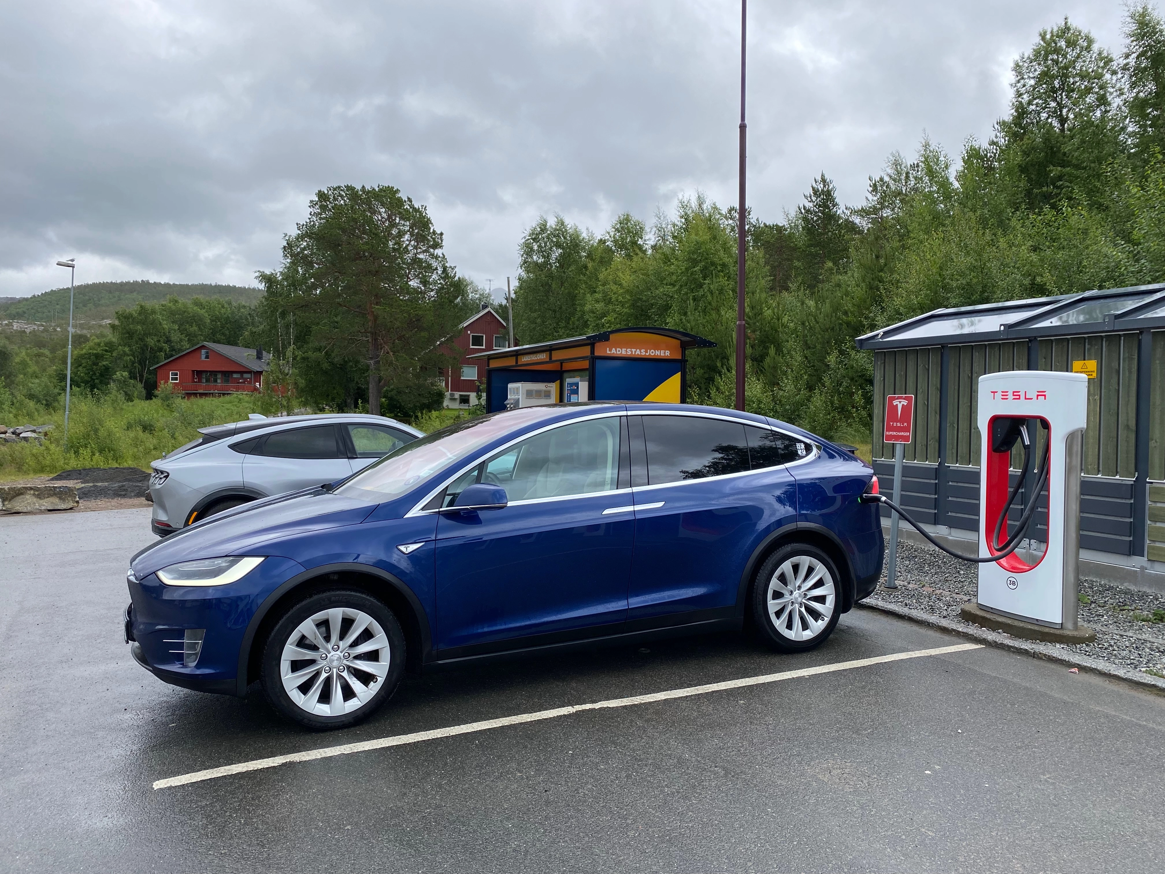 EV Charging Innhavet – Tesla & Recharge | Review + Tips